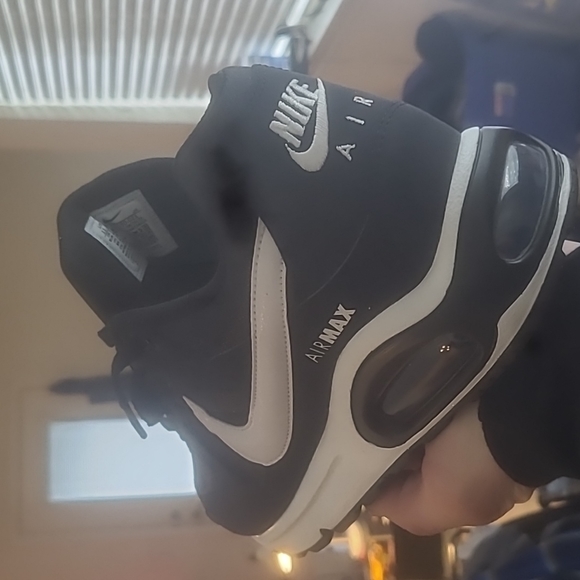 Nike AirMax - Picture 5 of 9